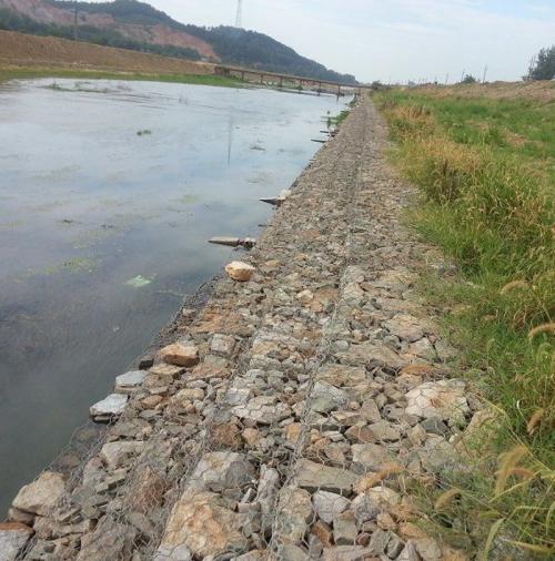 新闻中心    河道石笼网在护坡工程中的使用:网箱砌垒的挡土墙或许
